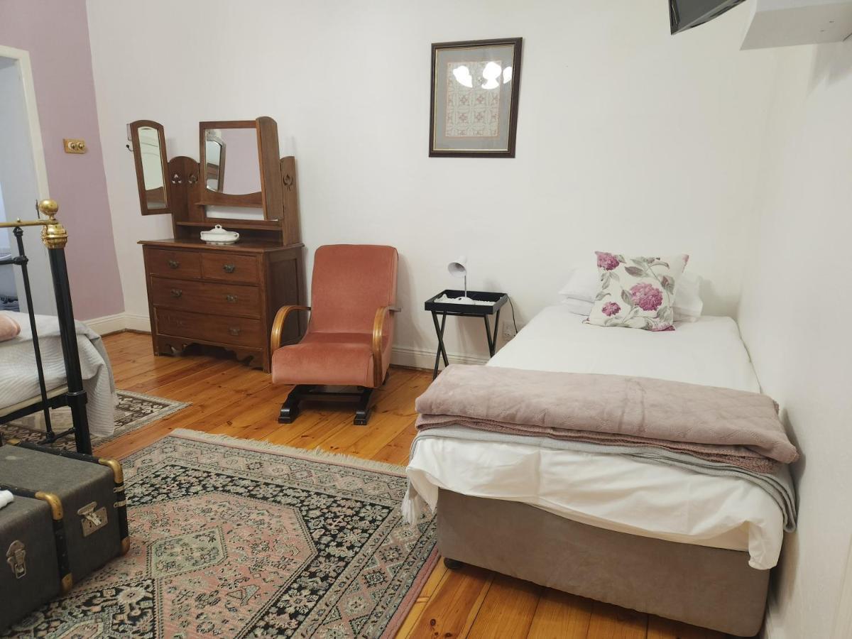Die Dorpshuis Graaff Reinet Ngoại thất bức ảnh