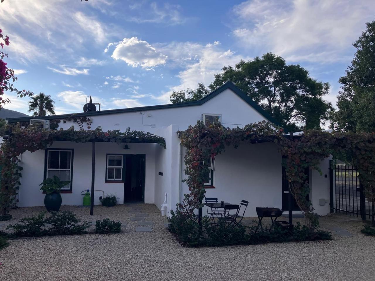 Die Dorpshuis Graaff Reinet Ngoại thất bức ảnh