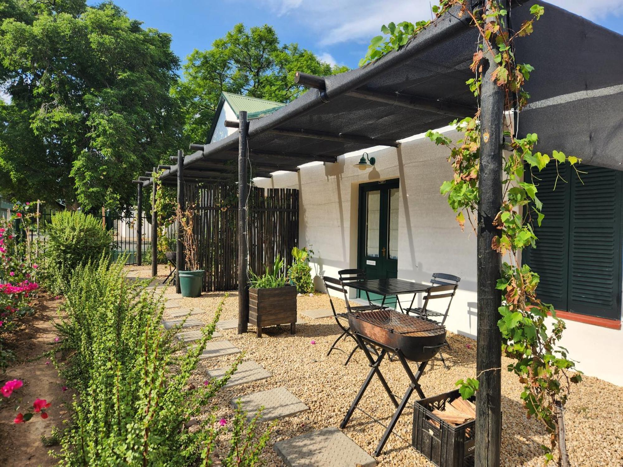 Die Dorpshuis Graaff Reinet Ngoại thất bức ảnh